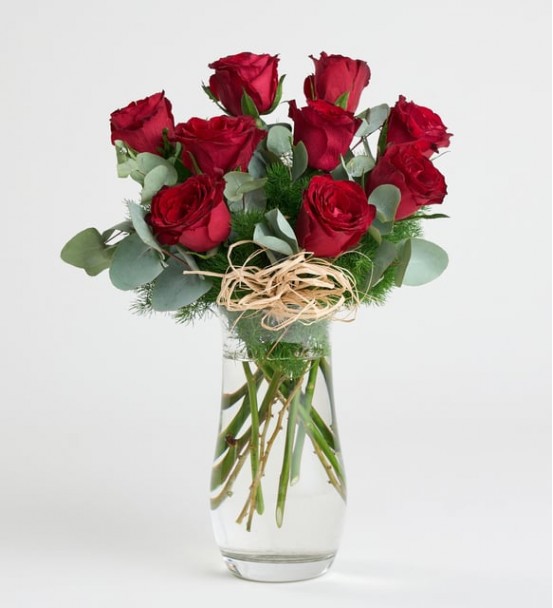  Silindir Cam Vazoda 9 Kırmızı Gül
